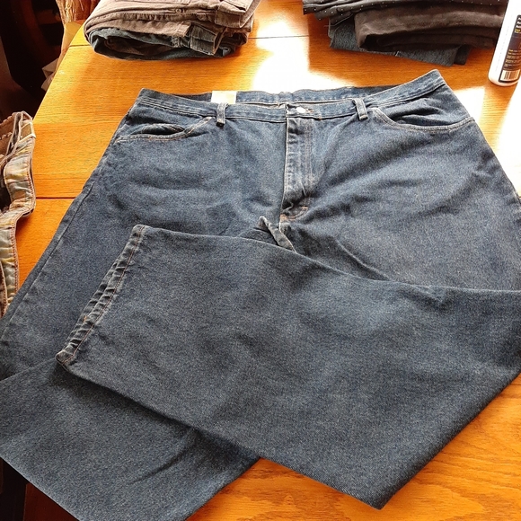 Mens  clothing - Picture 7 of 7